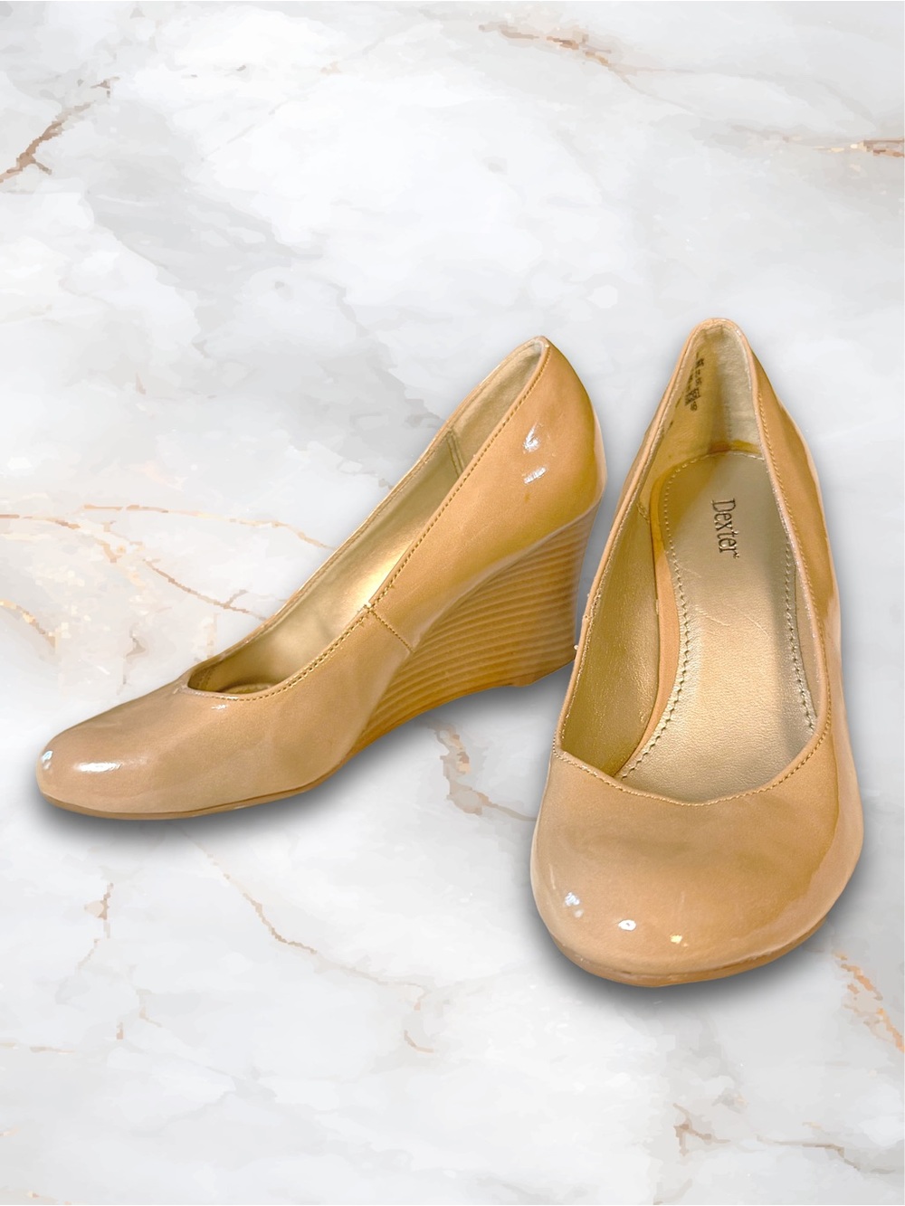 Dexter Neutral Beige Patent Stacked Wedge Pumps Classic Comfort Heel Sz 7 - Picture 4 of 11